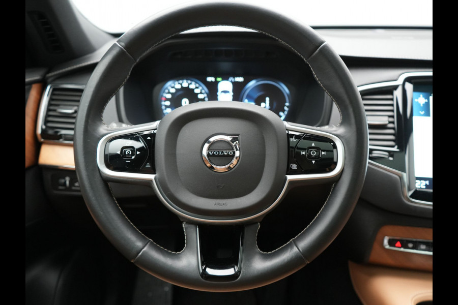 Volvo XC90 T8 Twin Engine AWD Inscription 7 Persoons Plug In Hybrid 394pk Dealer O.H. PHEV | Panodak | Adaptive Cruise | Luxe Lederen Sportstoelen Memory & Verwarmd | 360 Camera | Head Up | Harman Kardon | Apple Carplay | Blis | Virtual | Navigatie | 21"L.M |