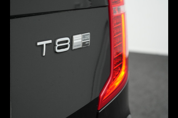Volvo XC90 T8 Twin Engine AWD Inscription 7 Persoons Plug In Hybrid 394pk Dealer O.H. PHEV | Panodak | Adaptive Cruise | Luxe Lederen Sportstoelen Memory & Verwarmd | 360 Camera | Head Up | Harman Kardon | Apple Carplay | Blis | Virtual | Navigatie | 21"L.M |