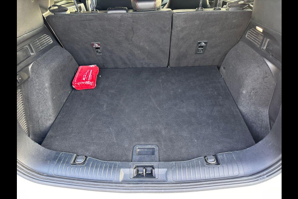 Ford Kuga 2.5 PHEV ST-Line X Black Edition | Two Tone | Adaptive CC | Climate  |Navi | 20"Black Editon LM |