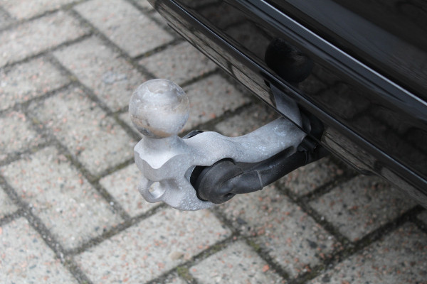 Ford Kuga 2.5 PHEV ST-Line X | Panoramadak | Trekhaak | AGR | Led | Head-up | B&O