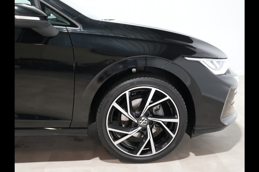 Volkswagen Golf 1.5 eTSI 115pk DSG Life Edition Navigatie Camera Acc Led Privacy glas 17"lm Digital Cockpit 240