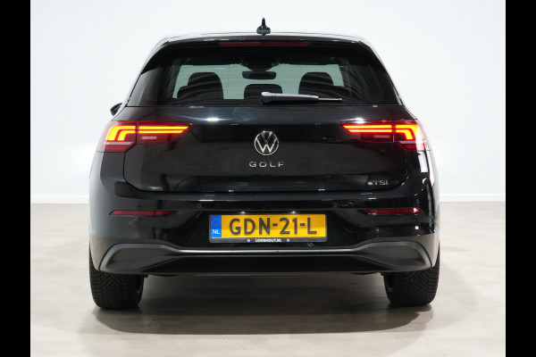 Volkswagen Golf 1.5 eTSI 115pk DSG Life Edition Navigatie Camera Acc Led Privacy glas 17"lm Digital Cockpit 240