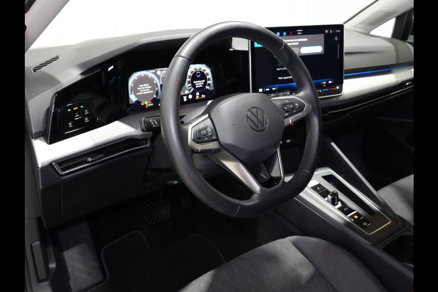Volkswagen Golf 1.5 eTSI 115pk DSG Life Edition Navigatie Camera Acc Led Privacy glas 17"lm Digital Cockpit 240
