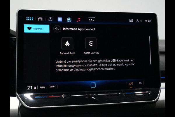 Volkswagen Golf 1.5 eTSI 115pk DSG Life Edition Navigatie Camera Acc Led Privacy glas 17"lm Digital Cockpit 240