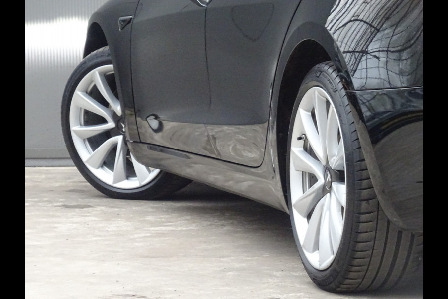 Tesla Model 3 Long Range AWD 75 kWh * 19 INCH VELGEN * LEER !!