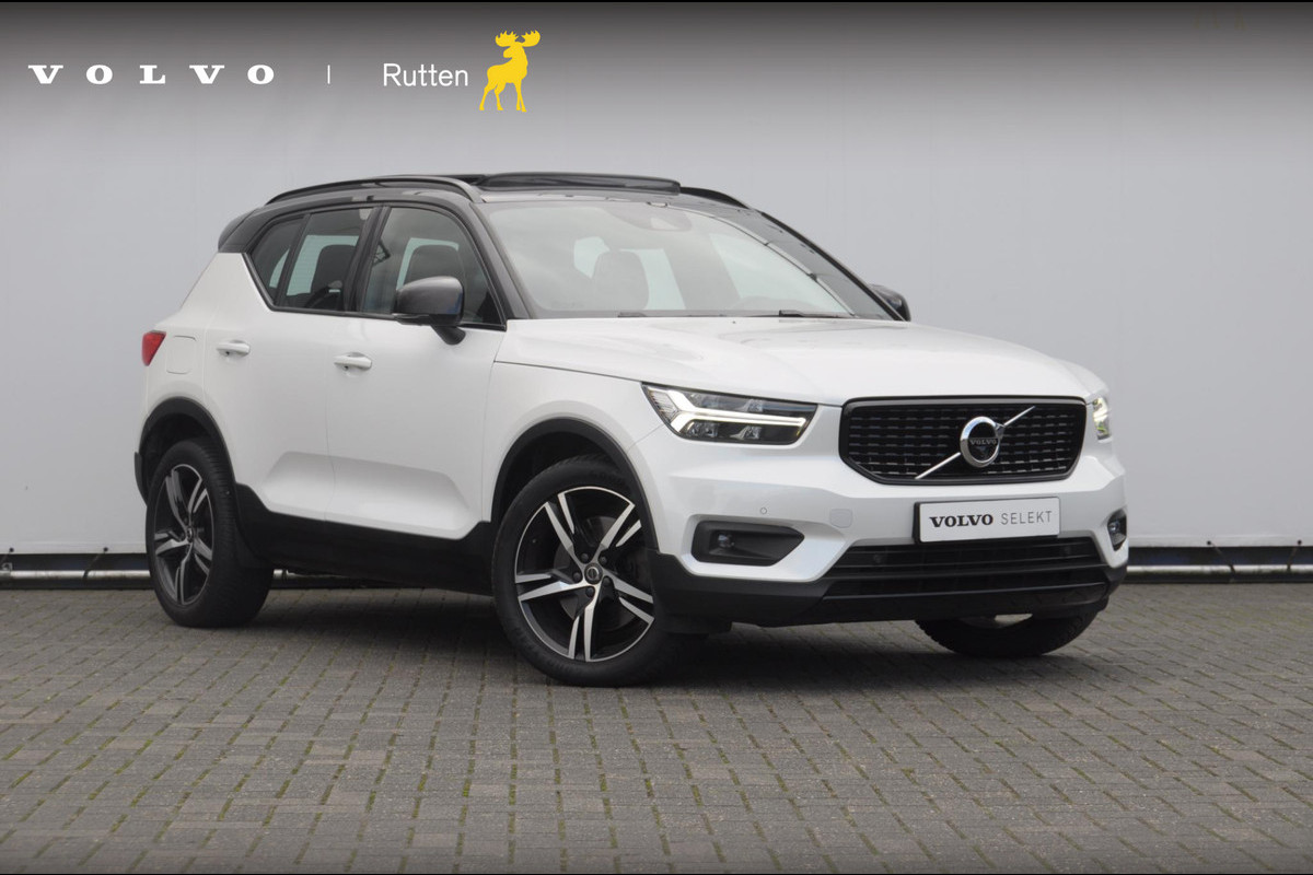 Volvo XC40 T5 262PK Automaat Recharge R-Design / BLIS / Stoel - en stuurwielverwarming / Leder met alcantara interieur / Parkeersensoren met 360 camera / Keyless entry / Elektrische stoelen met geheugen / Panoramadak / Harman kardon