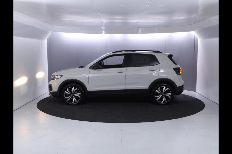 Volkswagen T-Cross 1.0 TSI Life 110 pk Automaat (DSG) | | Navigatie | Parkeersensoren | Achteruitrijcamera