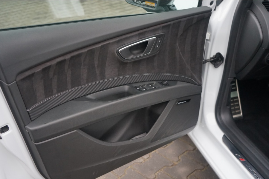 Seat Leon Cupra 300 Pano/DSG/KW-V3/DCC/ACC/SCHAALST/NON-OPF