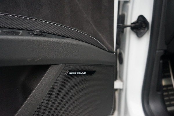 Seat Leon Cupra 300 Pano/DSG/KW-V3/DCC/ACC/SCHAALST/NON-OPF