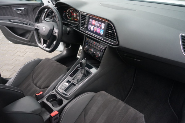 Seat Leon Cupra 300 Pano/DSG/KW-V3/DCC/ACC/SCHAALST/NON-OPF
