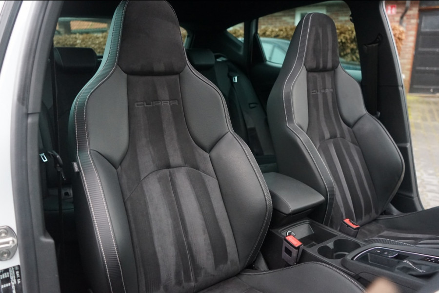 Seat Leon Cupra 300 Pano/DSG/KW-V3/DCC/ACC/SCHAALST/NON-OPF