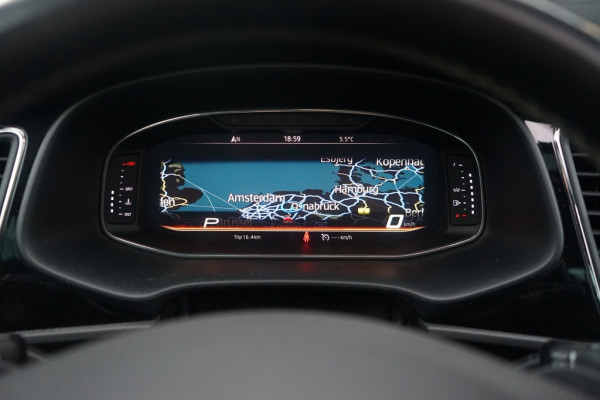 Seat Leon Cupra 300 Pano/DSG/KW-V3/DCC/ACC/SCHAALST/NON-OPF