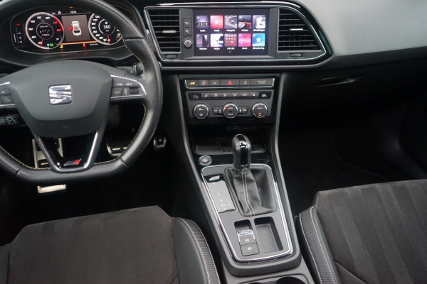 Seat Leon Cupra 300 Pano/DSG/KW-V3/DCC/ACC/SCHAALST/NON-OPF