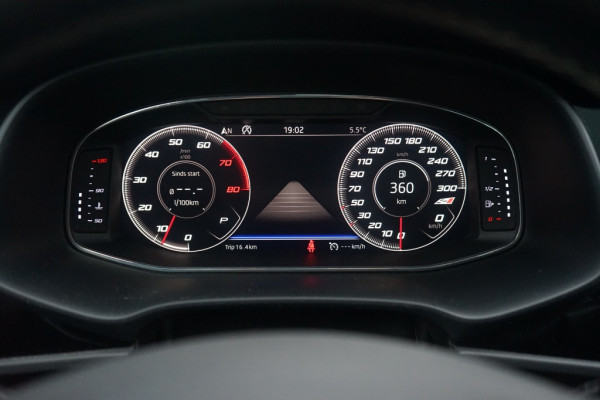 Seat Leon Cupra 300 Pano/DSG/KW-V3/DCC/ACC/SCHAALST/NON-OPF