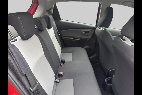 Toyota Yaris 1.0 VVT-i Connect UNIEKE STAAT!