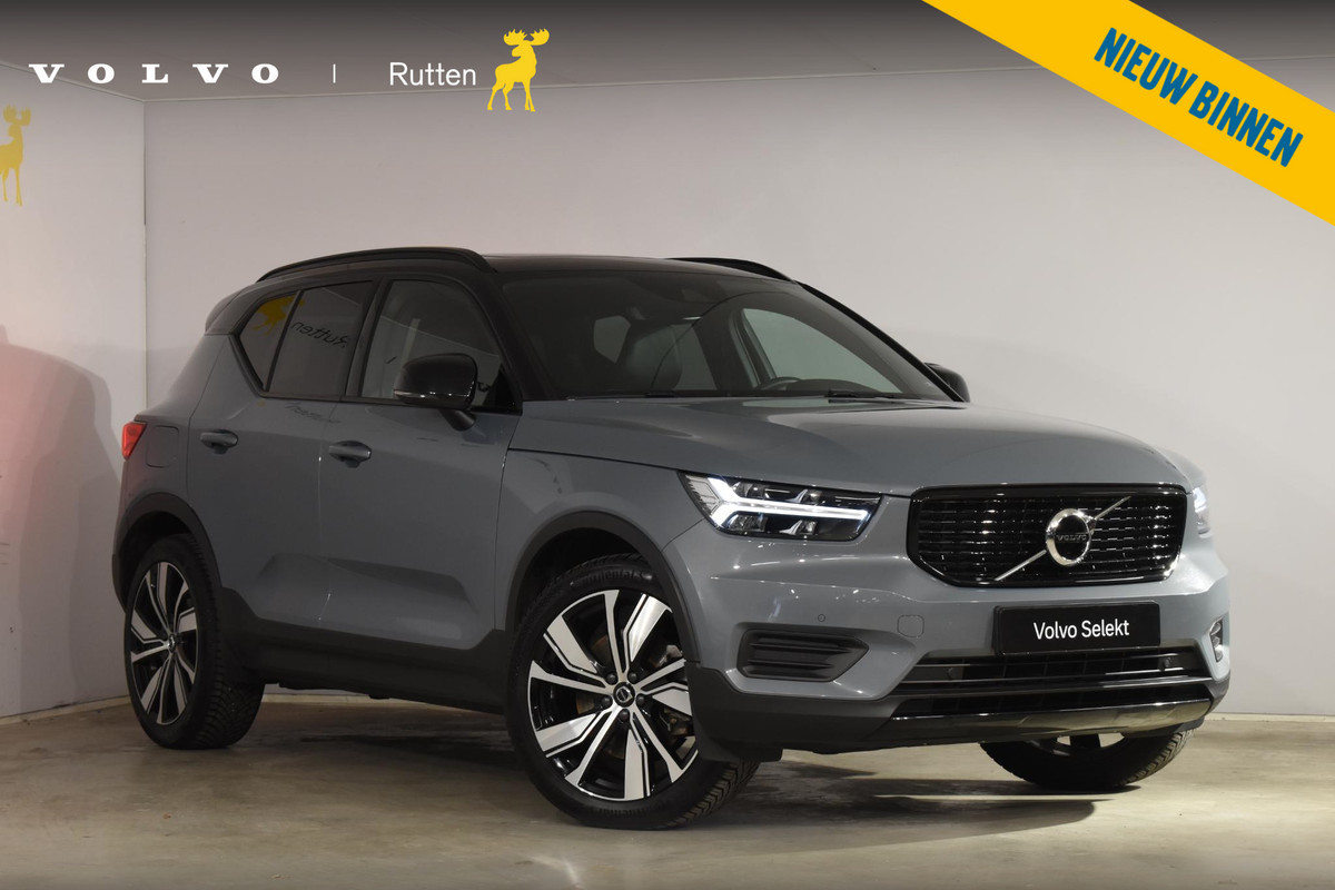 Volvo XC40 T4 211PK Automaat Recharge R-Design / Navigatie / Leren bekleding / Cruise control / Stuur- & Stoelverwarming / Elektrisch glazen panorama schuifdak / Trekhaak / Elektrische achterklep / Achteruitrijcamera / 20"