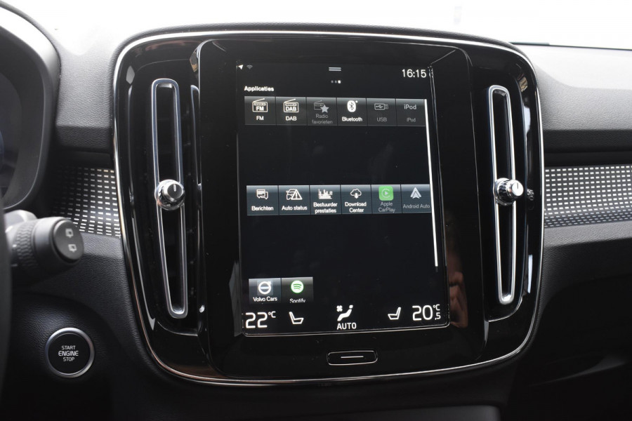 Volvo XC40 T4 211PK Automaat Recharge R-Design / Navigatie / Leren bekleding / Cruise control / Stuur- & Stoelverwarming / Elektrisch glazen panorama schuifdak / Trekhaak / Elektrische achterklep / Achteruitrijcamera / 20"