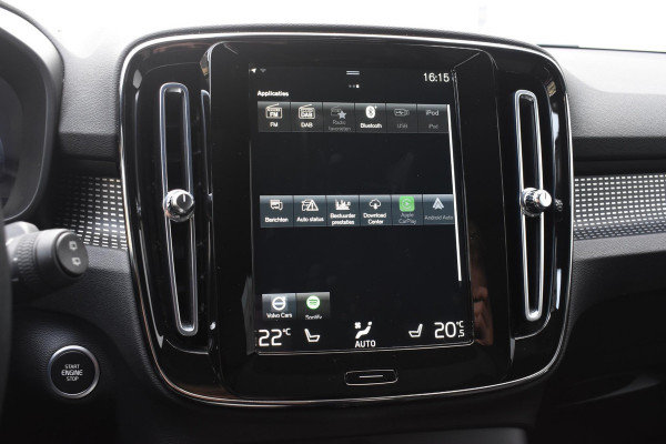 Volvo XC40 T4 211PK Automaat Recharge R-Design / Navigatie / Leren bekleding / Cruise control / Stuur- & Stoelverwarming / Elektrisch glazen panorama schuifdak / Trekhaak / Elektrische achterklep / Achteruitrijcamera / 20"