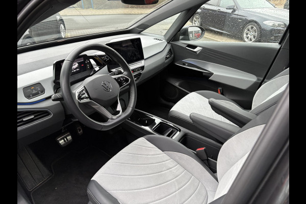 Volkswagen ID.3 Pro Edition 58 kWh | Stoel- & Stuurwielverwarming | Adaptive Cruise | Achteruitrijcamera | Climate Control | Navi |