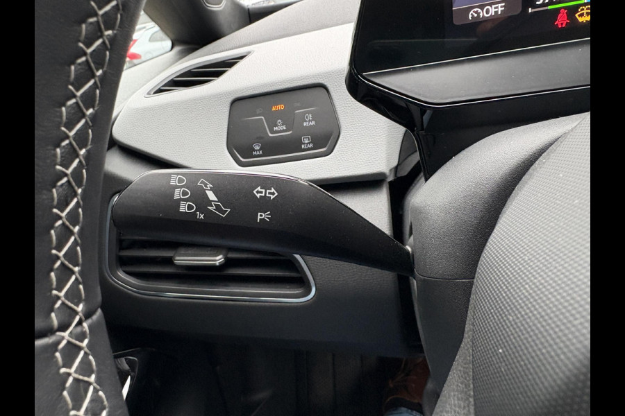 Volkswagen ID.3 Pro Edition 58 kWh | Stoel- & Stuurwielverwarming | Adaptive Cruise | Achteruitrijcamera | Climate Control | Navi |