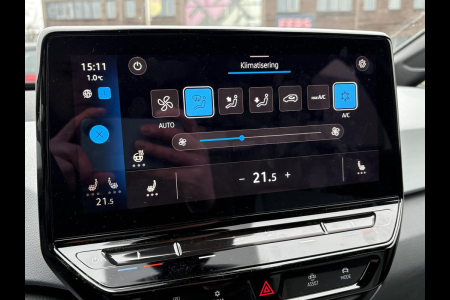 Volkswagen ID.3 Pro Edition 58 kWh | Stoel- & Stuurwielverwarming | Adaptive Cruise | Achteruitrijcamera | Climate Control | Navi |