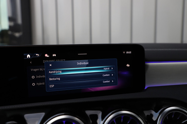 Mercedes-Benz CLA-Klasse Shooting Brake 250e AMG | 218PK | Head-up | Burmester | Keyless-go | Memory | Sfeerverlichting | Multibeam | Distronic | 2025.