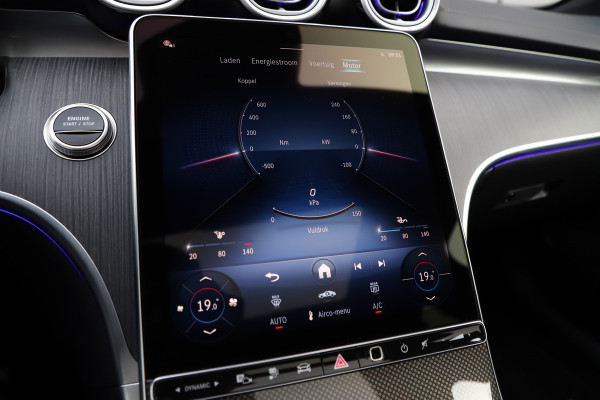 Mercedes-Benz C-Klasse Estate 300e AMG | 313PK | Pano | Sfeerverlichting | Memory | Distronic+ | Stuurwielverw. | Standkachel | Led |