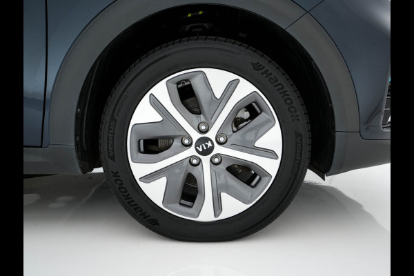 Kia e-Niro DynamicLine 64 kWh [ 3-Fase ] {SOH-100%} (INCL-BTW) Aut.*LEATHER-FABRIC | NAVI-FULLMAP | DAB+ | ADAPTIVE-CRUISE | CAMERA | HEATED-COMFORTSEATS | KEYLESS | DIGI-COCKPIT | SHIFT-PADDLES | CARPLAY | LANE-ASSIST | ...