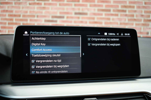 BMW 5 Serie 545e xDrive M-Sport Pano ACC HUD 20inch 360 Laser HiFi Adp-demping