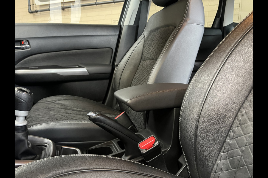 Suzuki Vitara 1.4 Boosterjet Style Smart Hybrid Navi | 17 " | Carplay | ACC | Blindspot | Stoelverwarming | 100% Suzuki Dealer onderhouden!