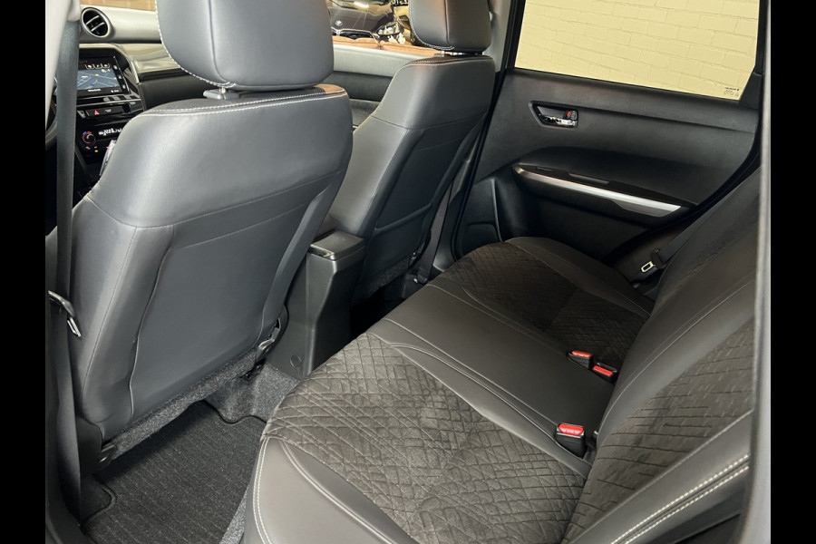 Suzuki Vitara 1.4 Boosterjet Style Smart Hybrid Navi | 17 " | Carplay | ACC | Blindspot | Stoelverwarming | 100% Suzuki Dealer onderhouden!