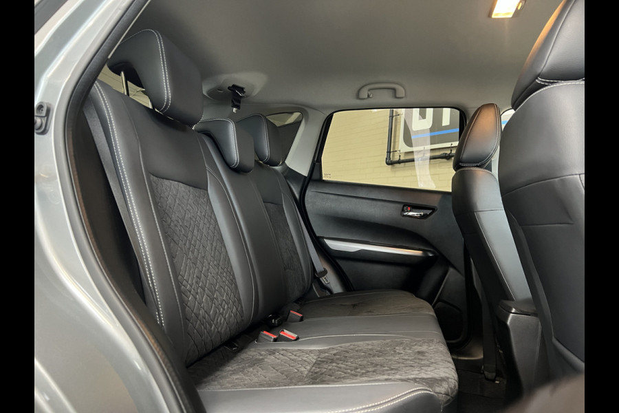 Suzuki Vitara 1.4 Boosterjet Style Smart Hybrid Navi | 17 " | Carplay | ACC | Blindspot | Stoelverwarming | 100% Suzuki Dealer onderhouden!