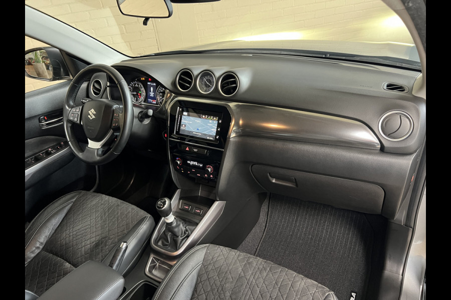 Suzuki Vitara 1.4 Boosterjet Style Smart Hybrid Navi | 17 " | Carplay | ACC | Blindspot | Stoelverwarming | 100% Suzuki Dealer onderhouden!