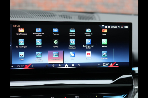 BMW 5 Serie Touring 530e xDrive | M Performance - Pano - Trekhaak - HUD