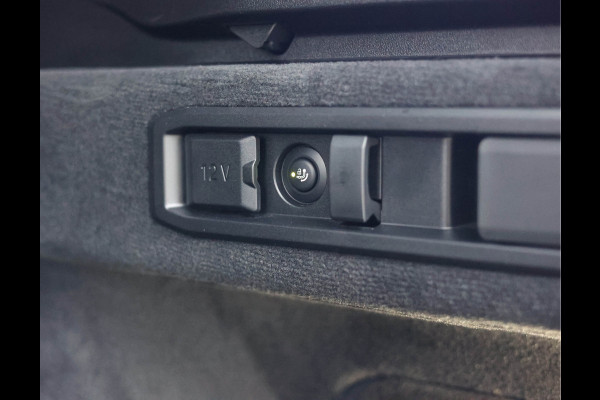 BMW 5 Serie Touring 530e xDrive | M Performance - Pano - Trekhaak - HUD