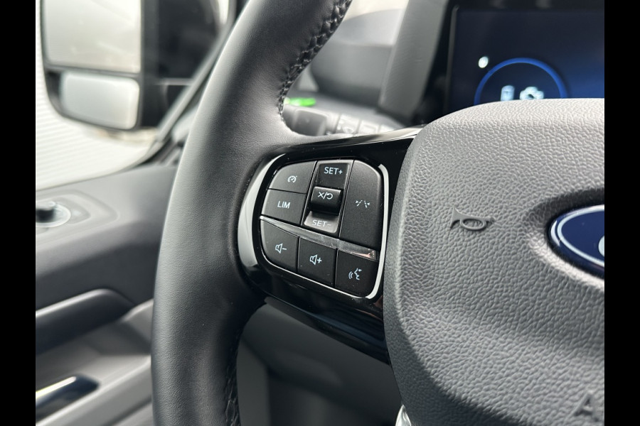 Ford Tourneo Custom Bus Plug-in Hybrid 340 L2 Tourneo Titanium AUTOMAAT! TREKHAAK! LEDER