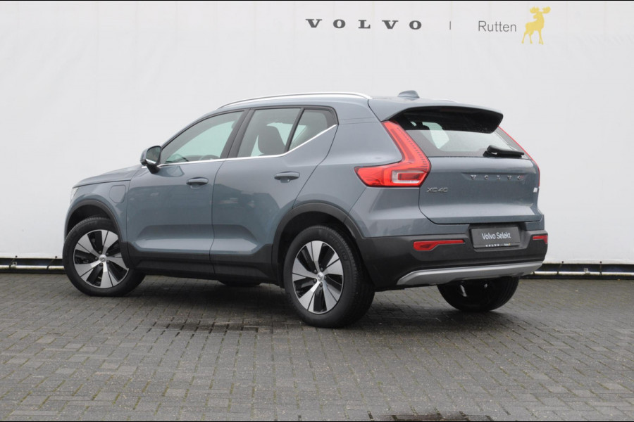 Volvo XC40 T4 211PK Automaat Recharge Inscription Expression Adaptieve cruise control / Elektrische achterklep / keyless entry / parkeersensoren met camera / Apple carplay / Bluetooth / Elektrische stoelen met geheugen