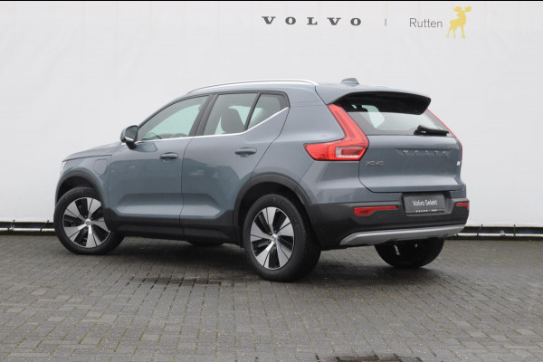 Volvo XC40 T4 211PK Automaat Recharge Inscription Expression Adaptieve cruise control / Elektrische achterklep / keyless entry / parkeersensoren met camera / Apple carplay / Bluetooth / Elektrische stoelen met geheugen