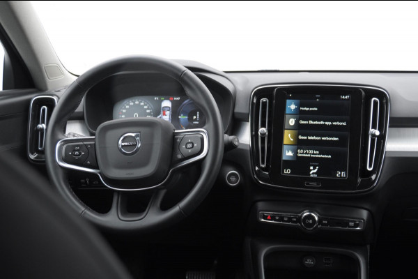 Volvo XC40 T4 211PK Automaat Recharge Inscription Expression Adaptieve cruise control / Elektrische achterklep / keyless entry / parkeersensoren met camera / Apple carplay / Bluetooth / Elektrische stoelen met geheugen