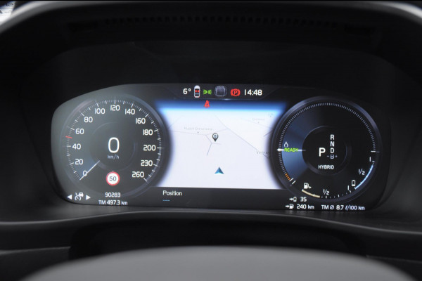 Volvo XC40 T4 211PK Automaat Recharge Inscription Expression Adaptieve cruise control / Elektrische achterklep / keyless entry / parkeersensoren met camera / Apple carplay / Bluetooth / Elektrische stoelen met geheugen