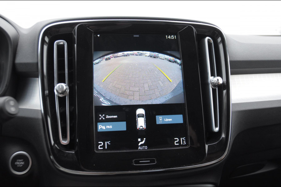 Volvo XC40 T4 211PK Automaat Recharge Inscription Expression Adaptieve cruise control / Elektrische achterklep / keyless entry / parkeersensoren met camera / Apple carplay / Bluetooth / Elektrische stoelen met geheugen