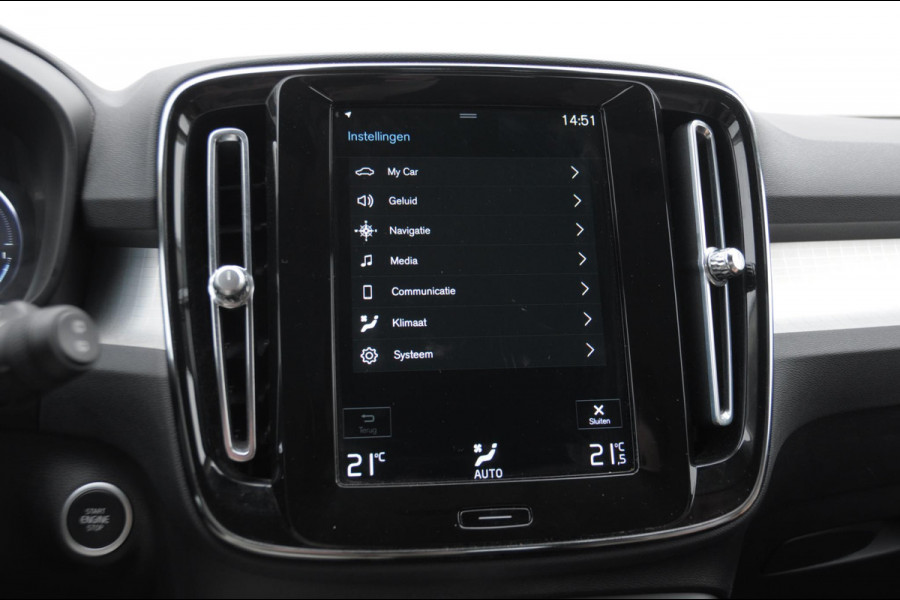 Volvo XC40 T4 211PK Automaat Recharge Inscription Expression Adaptieve cruise control / Elektrische achterklep / keyless entry / parkeersensoren met camera / Apple carplay / Bluetooth / Elektrische stoelen met geheugen