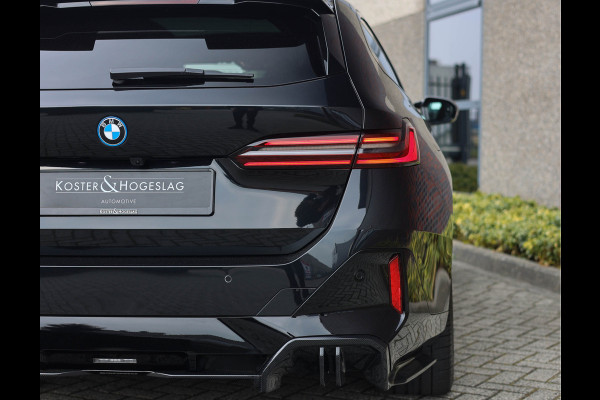 BMW 5 Serie Touring 530e xDrive | M Performance - Pano - Trekhaak - HUD