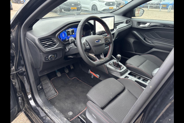 Ford FOCUS Wagon 1.0 EcoBoost Hybrid ST Line X 125pk  | Adaptieve Cruise | Winter Pack | 35.000 km! | SYNC 4 |B&O Audio |