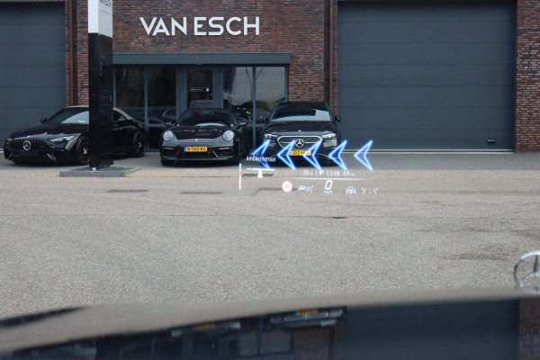 Mercedes-Benz S-Klasse 580 e 4MATIC Lang AMG Line | Airmatic | Achterasbesturing | Chauffeurspakket | MBUX Tablet | Distronic+ | Memory | Stoelventilatie V+A | Burmester | Soft-Close | Digital Light | Vlakkenverwarming | HUD |