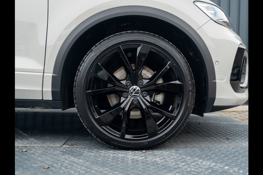 Volkswagen T-Roc 1.5 TSI R-Line Business | Trekhaak afnb. | Panodak | Keyless | Elk. A-klep | Side Assist | IQ Light | Prijs Rijklaar!!