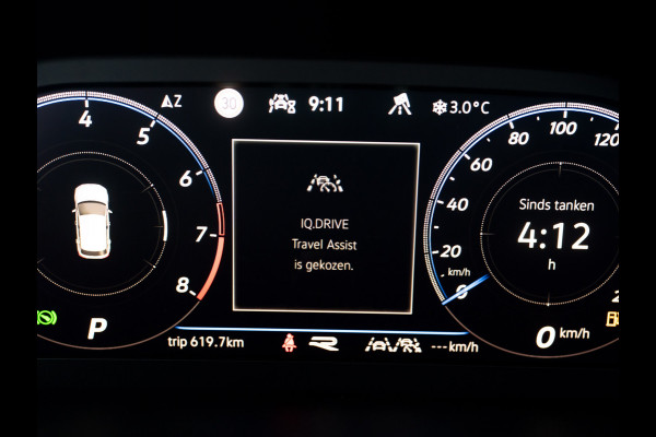 Volkswagen T-Roc 1.5 TSI R-Line Business | Trekhaak afnb. | Panodak | Keyless | Elk. A-klep | Side Assist | IQ Light | Prijs Rijklaar!!