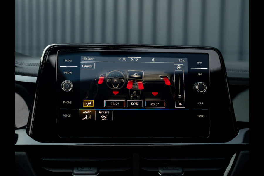 Volkswagen T-Roc 1.5 TSI R-Line Business | Trekhaak afnb. | Panodak | Keyless | Elk. A-klep | Side Assist | IQ Light | Prijs Rijklaar!!