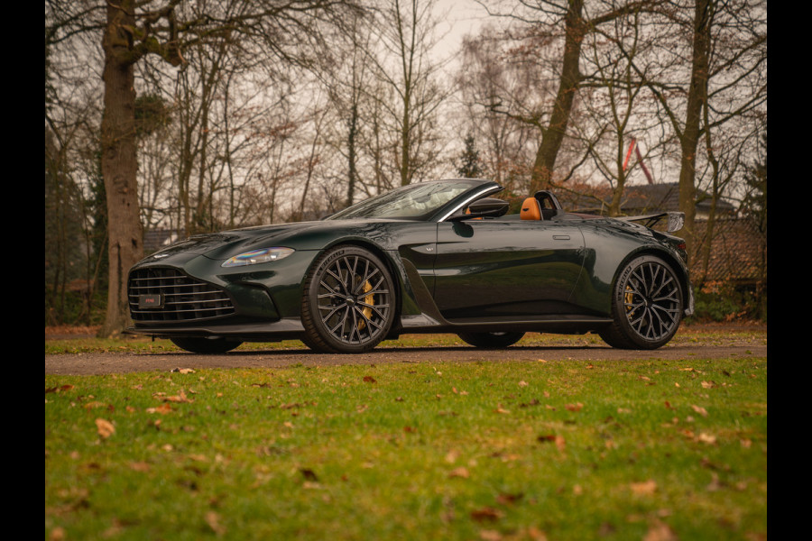 Aston Martin V12 Vantage Roadster | Nr. 211/249 | Pentland Green by Q | Briljant!