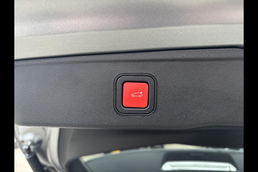 Jeep Avenger Summit 54 kWh |SCI|156pk Automaat | Adaptieve Cruise | Achteruitrijcamera | Elektrische Achterklep